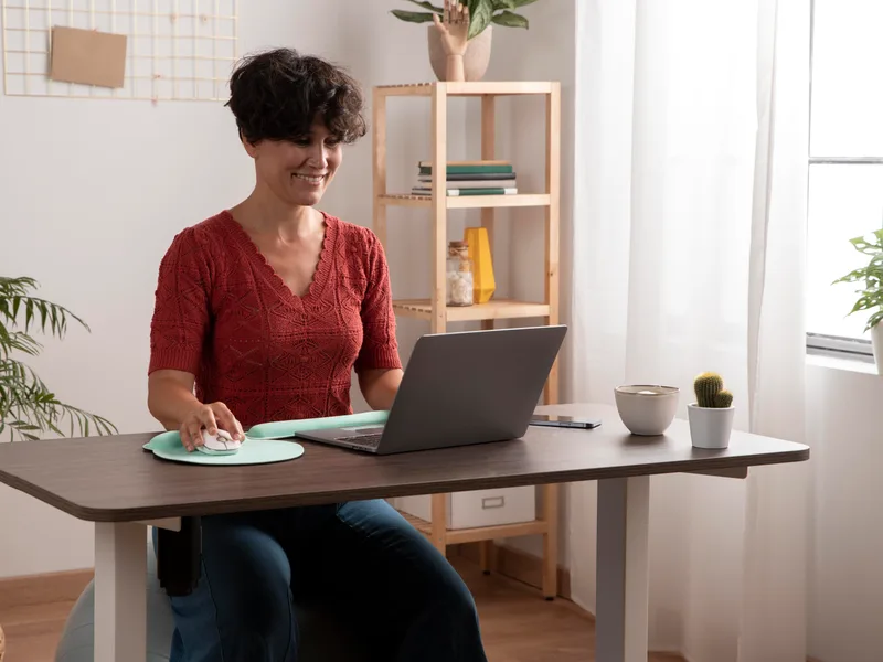 How Full Circle Health treats poor posture in Chesterfield